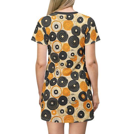 "Old 45's", Wearable Pattern Art T-Shirt Dress (70's Black Collar)