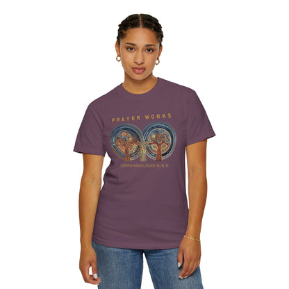 "Prayer Works - Criosdaidh Gàidhealach", Unisex T-shirt