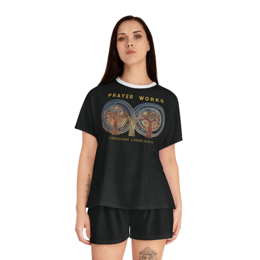 "Prayer Works - Criosdaidh Gàidhealach", Women's Short Pajama Set (White or Black Collar)