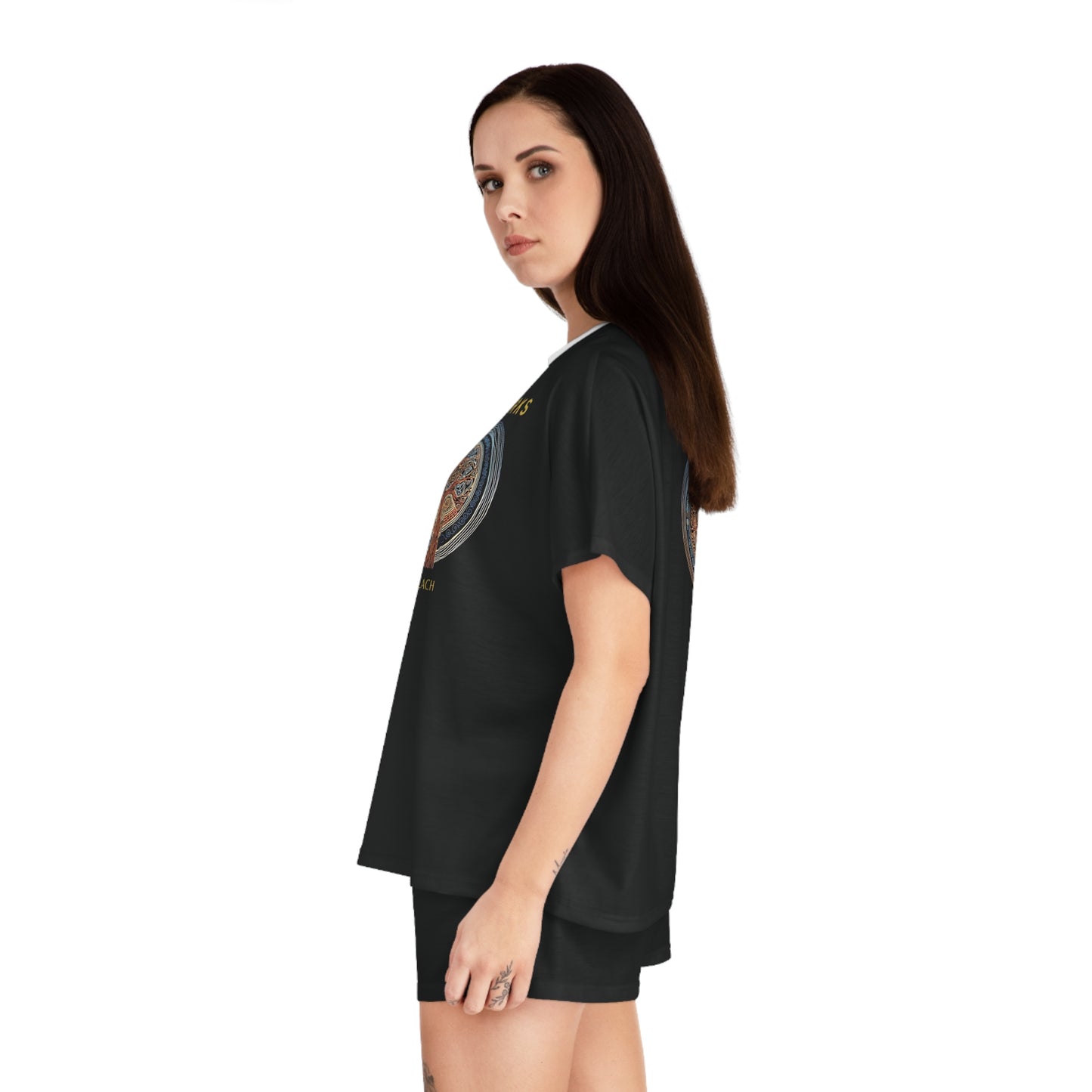 "Prayer Works - Criosdaidh Gàidhealach", Women's Short Pajama Set (White or Black Collar)