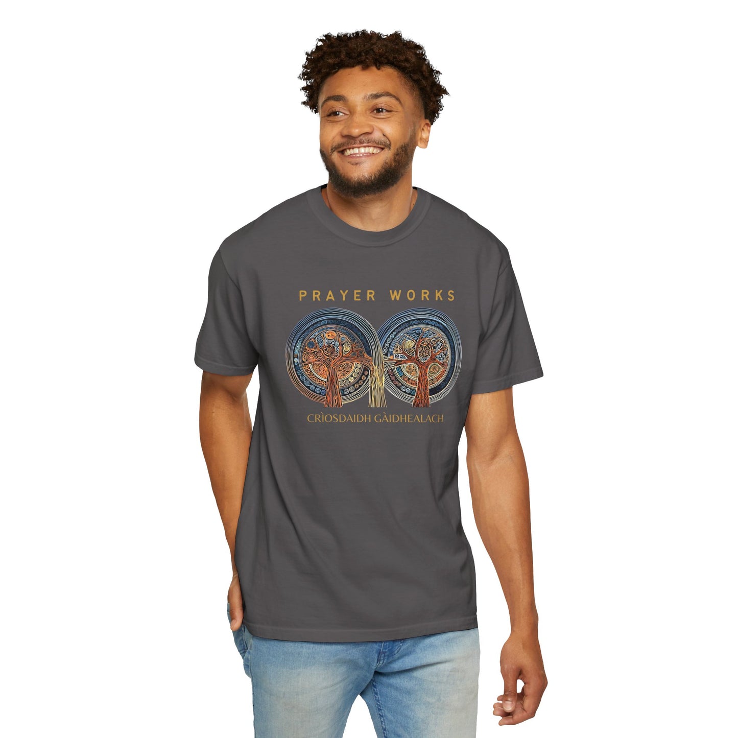 "Prayer Works - Criosdaidh Gàidhealach", Unisex T-shirt