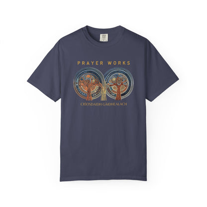 "Prayer Works - Criosdaidh Gàidhealach", Unisex T-shirt