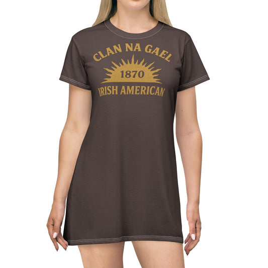 "Clan na Gael - Irish American", T-Shirt Dress (Wild Boar Brown)