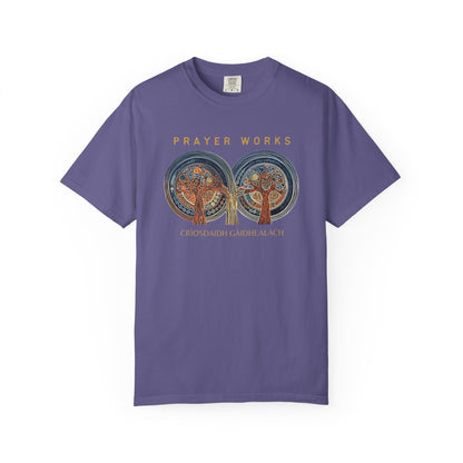 "Prayer Works - Criosdaidh Gàidhealach", Unisex T-shirt