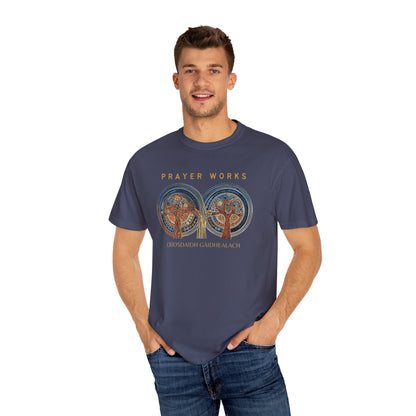 "Prayer Works - Criosdaidh Gàidhealach", Unisex T-shirt