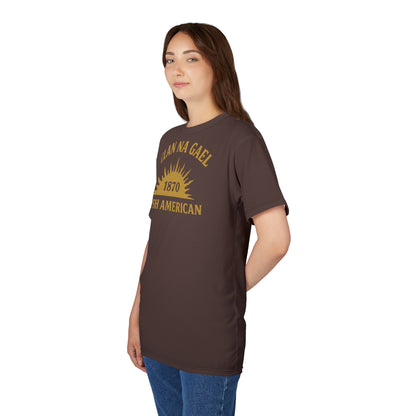 "Clan na Gael - Irish American", Unisex T-shirt (Wild Boar Brown)