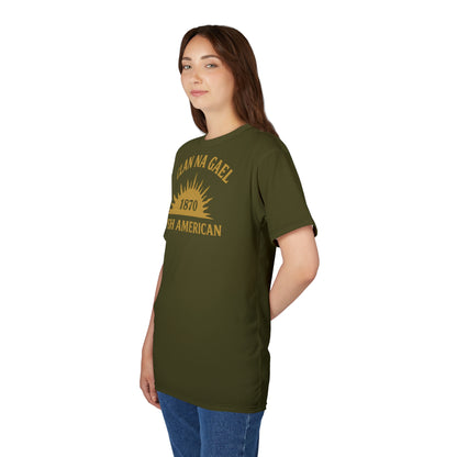 "Clan na Gael - Irish American", Unisex T-shirt (Fianna Green)