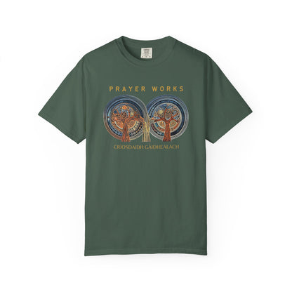 "Prayer Works - Criosdaidh Gàidhealach", Unisex T-shirt